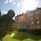Fastighet i Kristianstad with a statue